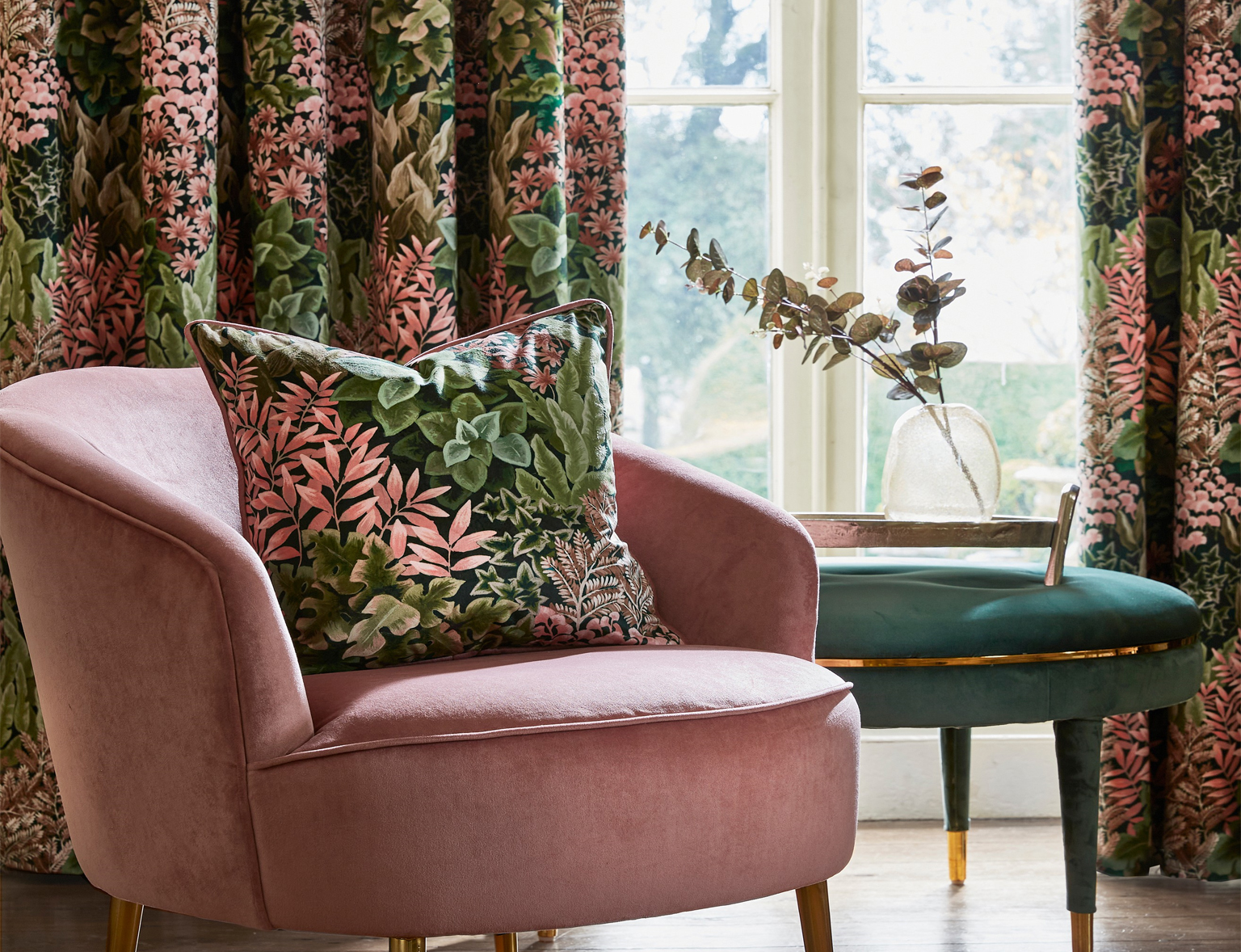 clitheroe-blinds-cushions-bed-runners-2