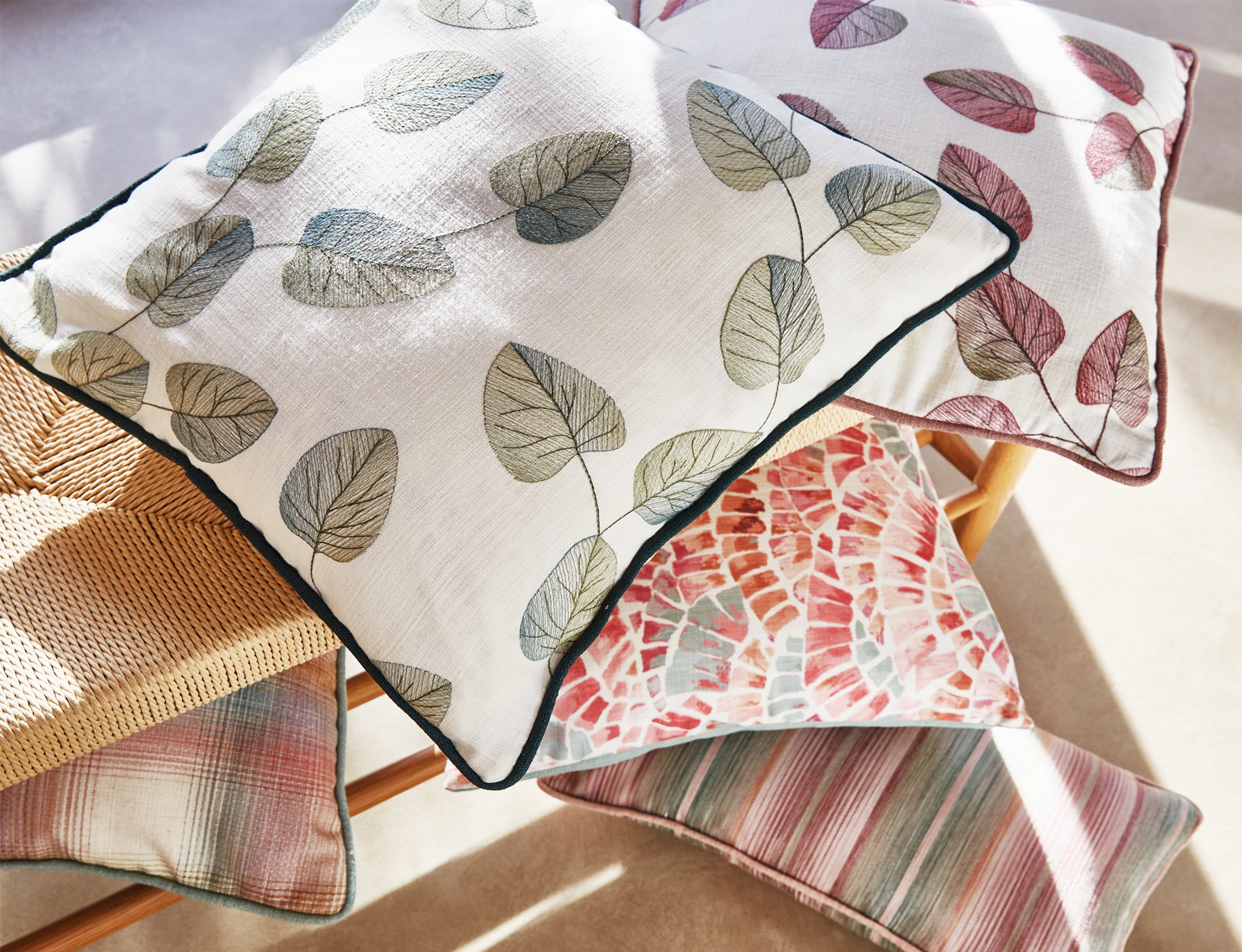 clitheroe-blinds-cushions-bed-runners-3