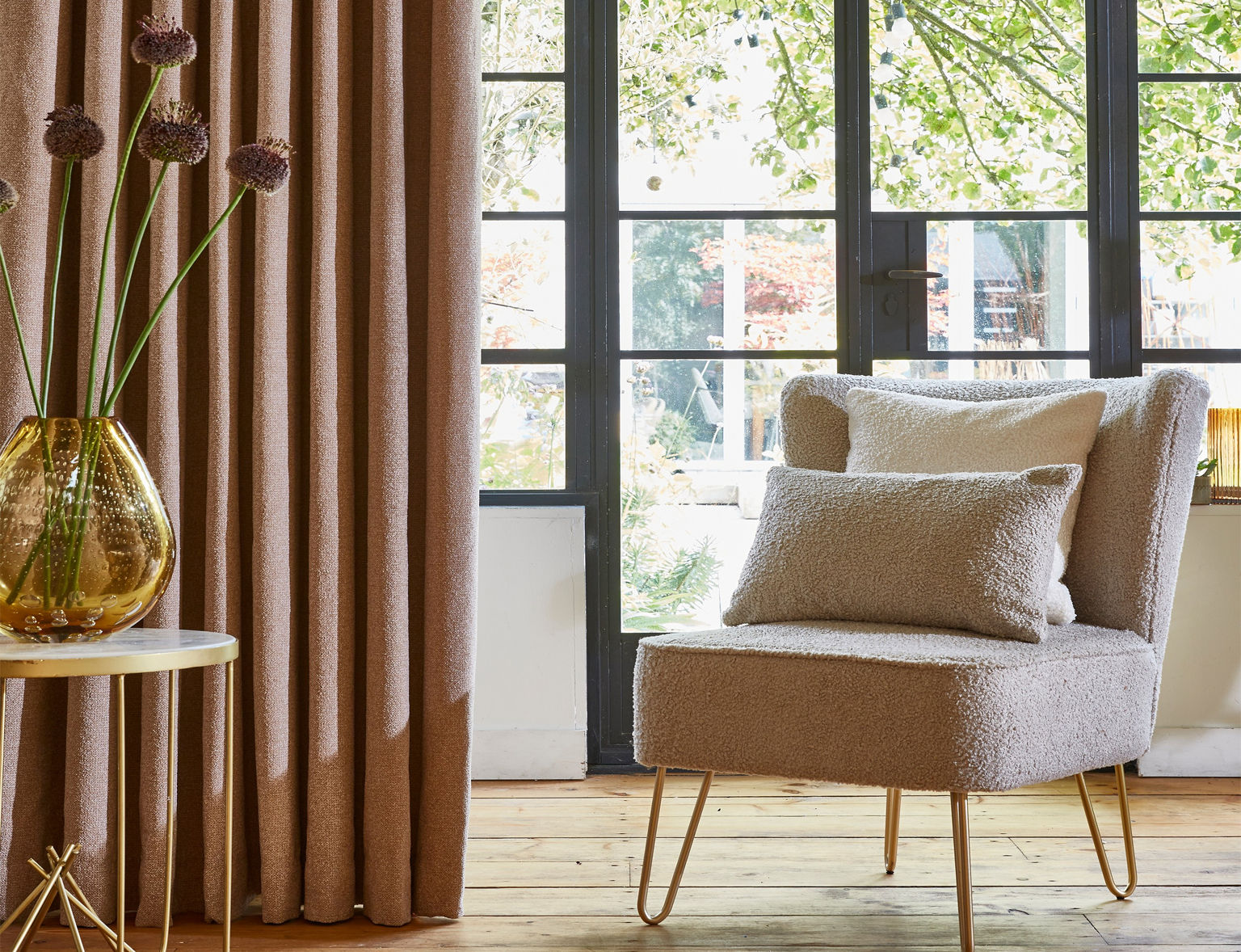 clitheroe-blinds-eyelet-curtains-2