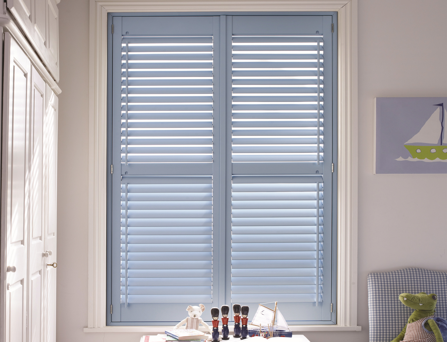 clitheroe-blinds-full-height-shutters-3