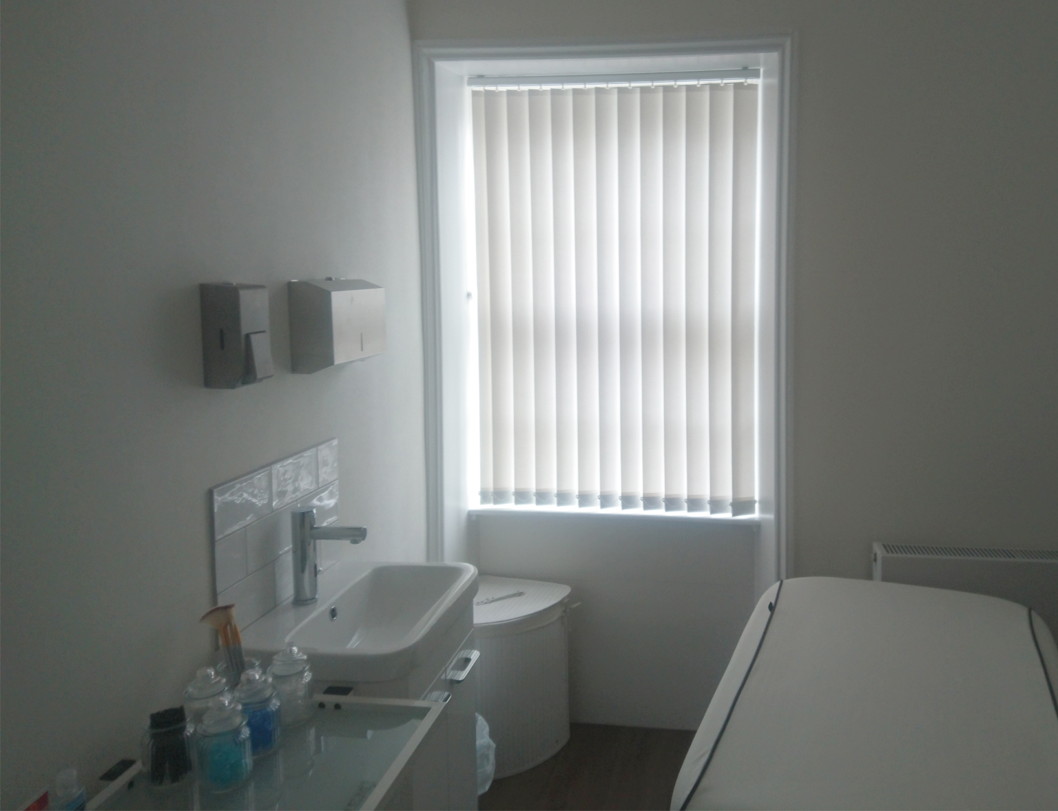 clitheroe-blinds-hospital-blinds-4
