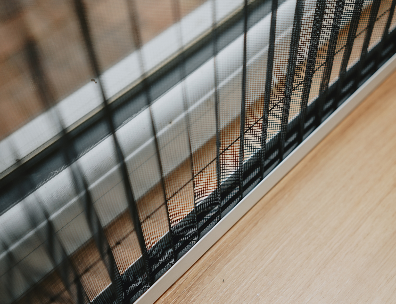 clitheroe-blinds-insect-screen-2