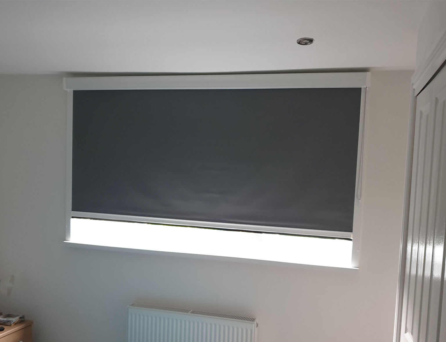 clitheroe-blinds-roller-blinds-side-channels-4