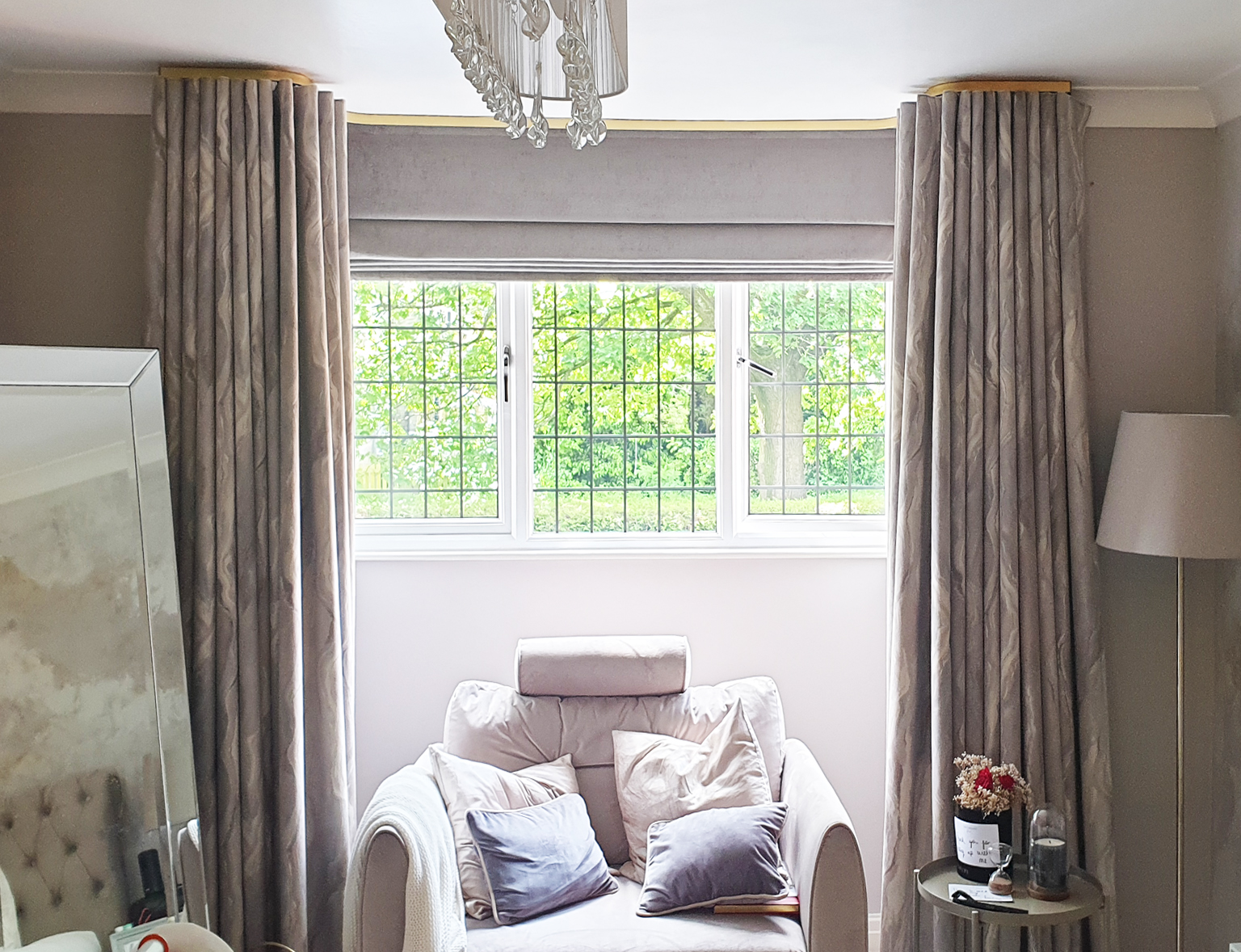 clitheroe-blinds-shaped-curtains-5