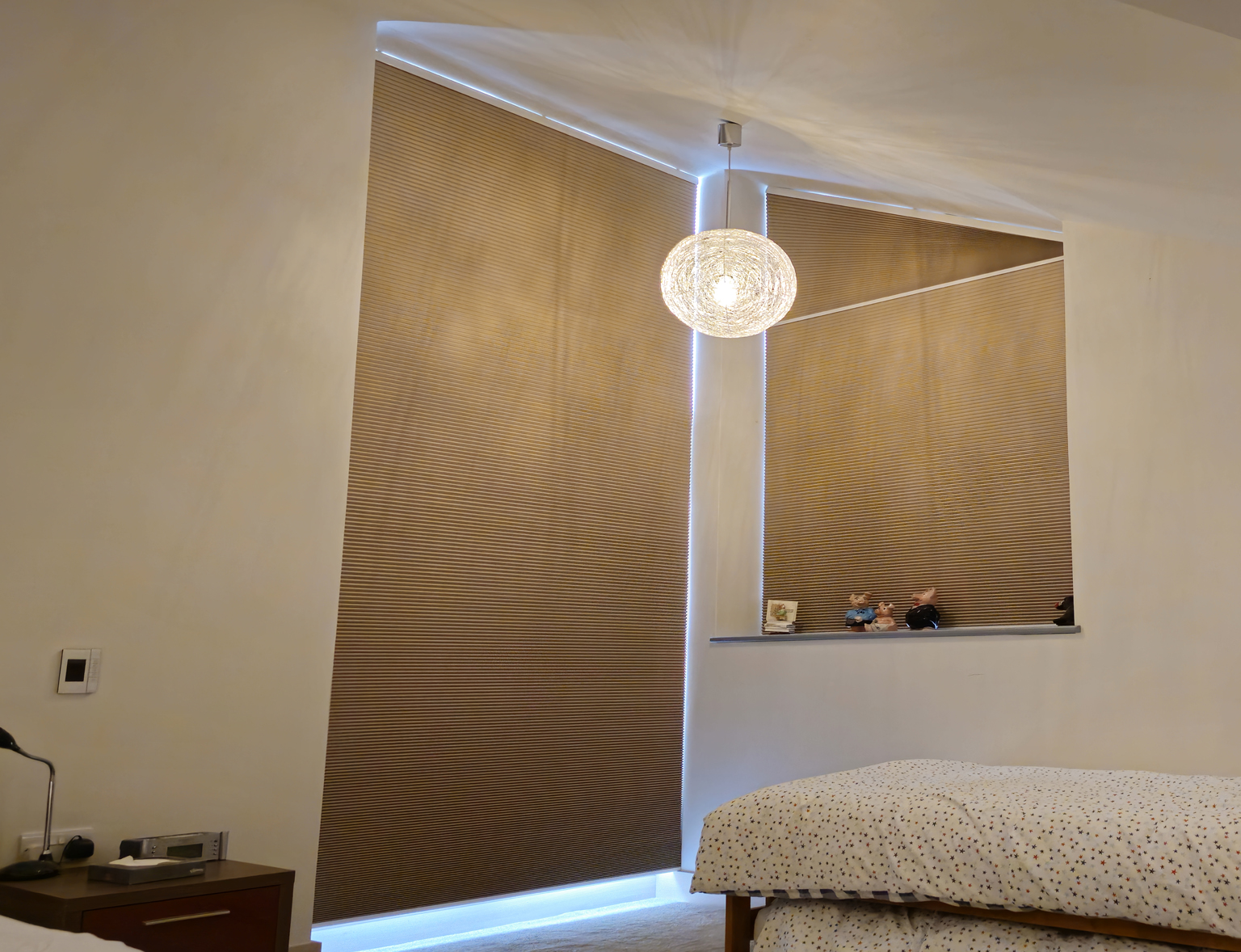 clitheroe-blinds-shaped-pleated-blinds-4